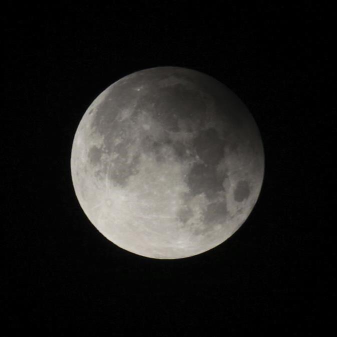 1st lunar eclipse of 2023 dims full moon ever so slightly